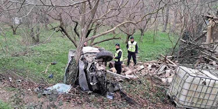 İznik yolunda feci kaza: 1’i ağır 4 yaralı