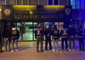 Bilecik’te hasta taşıyan ambulans kaza yaptı