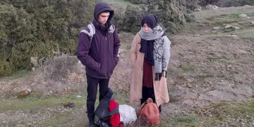 Ayvacık’ta 2 kaçak göçmen yakalandı