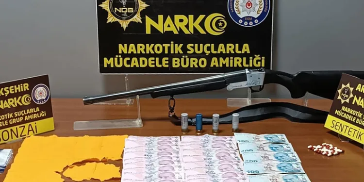 Erzincan’da çok sayıda silah ele geçirildi