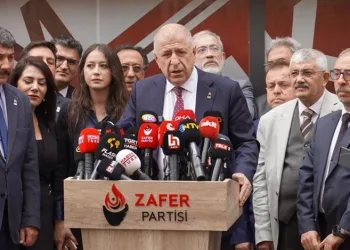 Zafer Partisi Genel Başkanı Ümit Özdağ mahkemeye sevk edildi