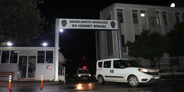 Müteahhit, yılbaşı gecesi merdivenden düşüp öldü