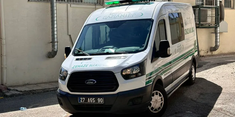 Otomobille çarpışan motosikletli genç, 11 günlük yaşam savaşını kaybetti