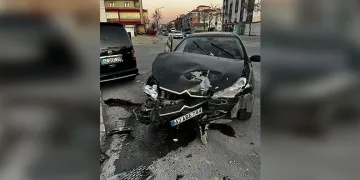 Niğde’de feci kaza: 2 ölü, 1 ağır yaralı
