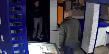 Ailesini katleden polis memuru 8 yıl önce güvercin kurtarmış