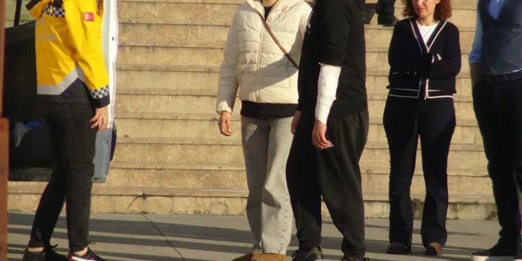 Bolu’da lise öğrencisi kendini yaraladı