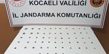 Kamyonetle çarpışan 17 yaşındaki motosiklet sürücüsü genç hayatını kaybetti