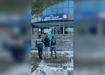 Mersin’de sahte alkol öldürdü