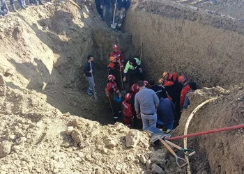 Ankara’da göçük altında kalan iki işçi hayatını kaybetti