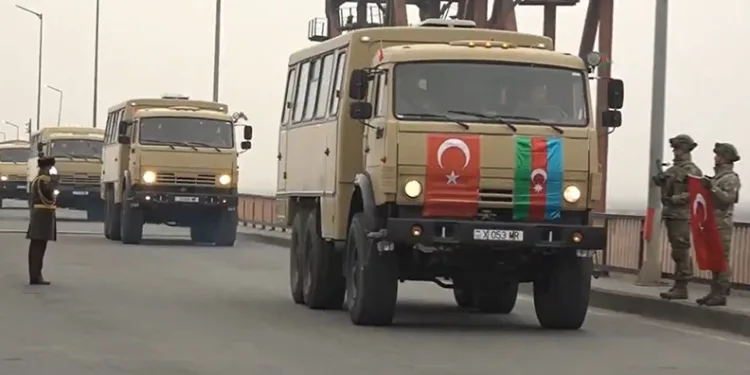 Sokakta tüfekle rastgele ateş açtı: Yakalanma anı kamerada