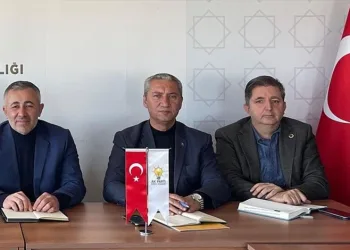 Cumhurbaşkanı Erdoğan, Alevi Dedesi Ahmet Uğurlu ile görüştü