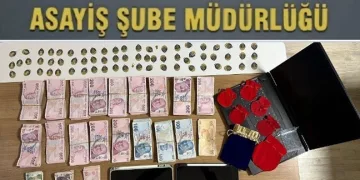 Eyüpsultan’da eşi tarafından silahla vurularak öldürülen kadın son yolculuğuna uğurlandı