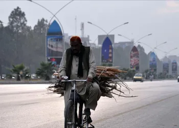 Pakistan’da soğuk hava nedeniyle 13 evsiz hayatını kaybetti