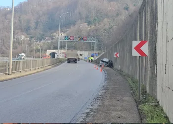 Kırıkhan’da PVC fabrikasında çıkan yangın söndürüldü