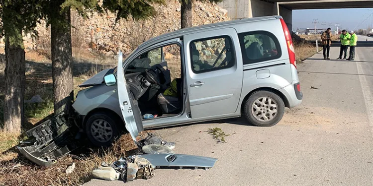 Pencereden düşen yaşlı kadın hayatını kaybetti