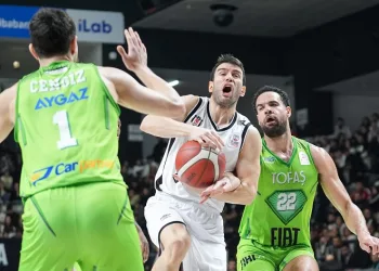 Beşiktaş Fibabanka: 95 – TOFAŞ: 70