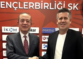 Hüseyin Eroğlu: “Sezonu en iyi şekilde tamamlayacağız ve Süper Lig’de olacağız”