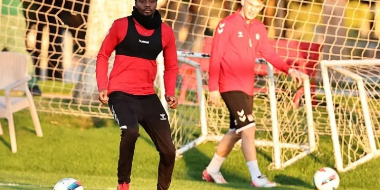 Sivasspor, Antalya’da güç depoluyor