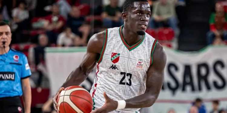 Karşıyaka’da Jefferson da gitti