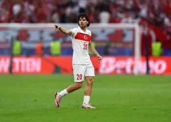 Ferdi Kadıoğlu ameliyat oldu