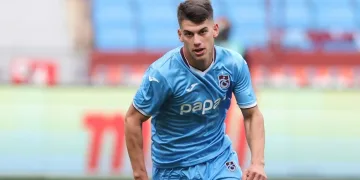 Trabzonspor’un genç sağ beki Oğuzhan Yılmaz, Avrupa kulüplerinin radarında