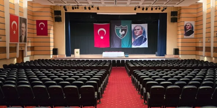 Denizlispor’un olağanüstü kongresi yine toplanamadı
