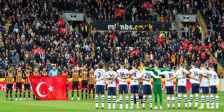 Acun Ilıcalı’dan Hull City-Leeds United maçı öncesi ‘Türk Bayrağı’ açıklaması