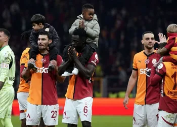 Galatasaray yenilmezlik serini 21 maça çıkardı