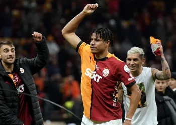 Galatasaray’da maç sonu 3’lüsü Gabriel Sara’dan