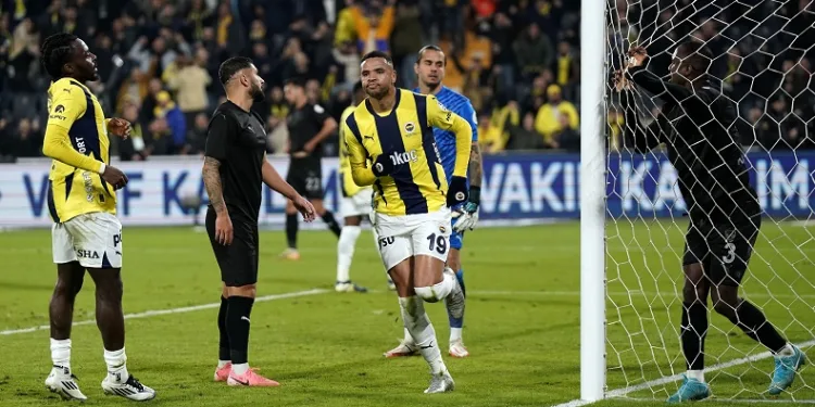 Fenerbahçe, Hatayspor’a karşı galibiyet serisini 8 maça çıkardı