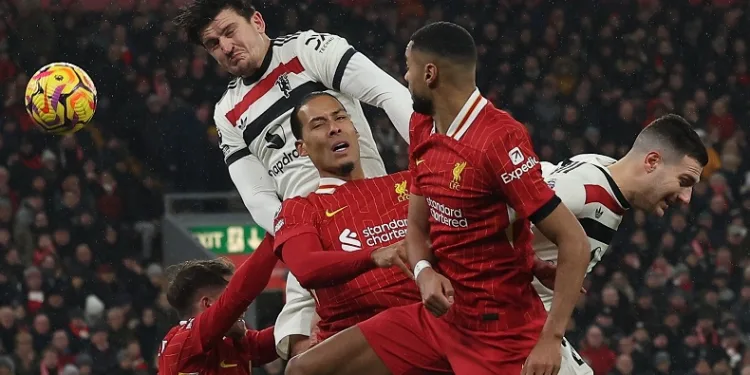 Liverpool’a Manchester United çelmesi