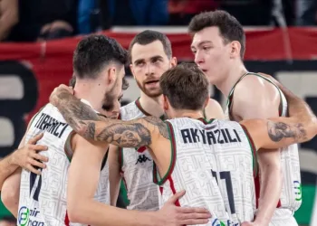Karşıyaka Basketbol, ilk iç saha yenilgisini aldı