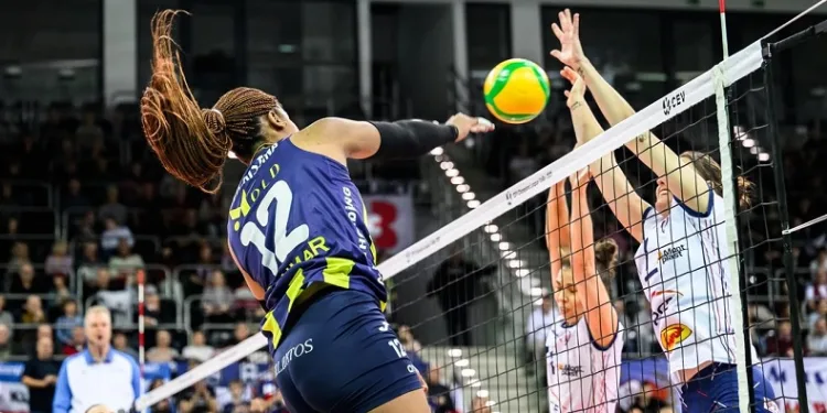Fenerbahçe Medicana, CEV Şampiyonlar Ligi’nde çeyrek finali garantiledi