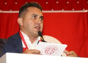 Antalyaspor Kulübü’nün yeni başkanı Mustafa Ergün oldu