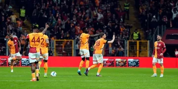 Galatasaray kupaya 1 puanla başladı