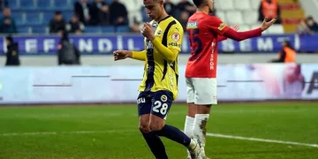 Bartuğ Elmaz, Fenerbahçe’de golle tanıştı