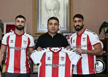 Efkan Bekiroğlu ve Tolga Ciğerci, Sivasspor’da