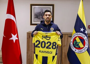 İrfan Can Kahveci, 3 yıl daha Fenerbahçe’de