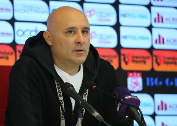 Alanyaspor Teknik Direktörü Sami Uğurlu: “Alınan 1 puan iyi”