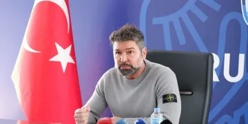 Erzurumspor Teknik Direktörü Hakan Kutlu’dan zemin isyanı