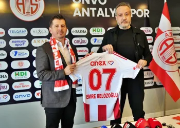 Antalyaspor Teknik Direktörü Emre Belözoğlu: “İlk yarıdaki performansın üzerine çıkmak istiyoruz”