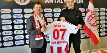 Antalyaspor Teknik Direktörü Emre Belözoğlu: “İlk yarıdaki performansın üzerine çıkmak istiyoruz”