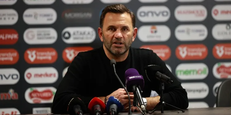 Galatasaray Teknik Direktörü Okan Buruk: “Bir yerde hata yapacaktık, burada hata yaptık”