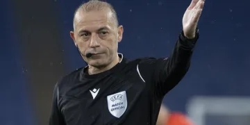 UEFA’dan Cüneyt Çakır’a görev