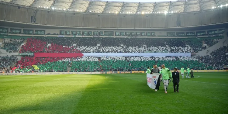 Bursaspor taraftarlarından Filistin’e destek