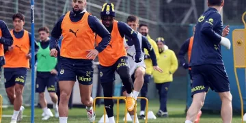 Fenerbahçe, Lyon maçı hazırlıklarına başladı
