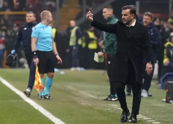 Galatasaray Teknik Direktörü Okan Buruk: “Çok net pozisyonlar vermeden 3 gol yedik”