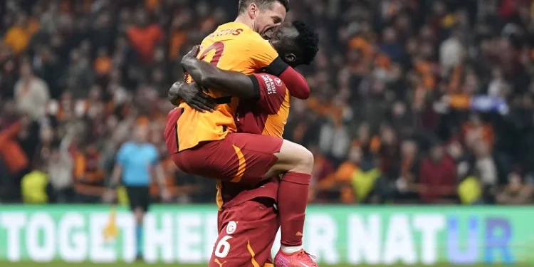 Davinson Sanchez 4. golünü attı
