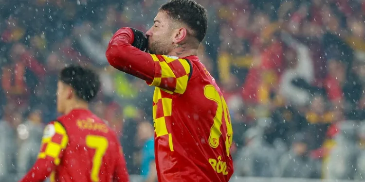 Göztepe, Romulo’nun satın alma opsiyonunu kullandı