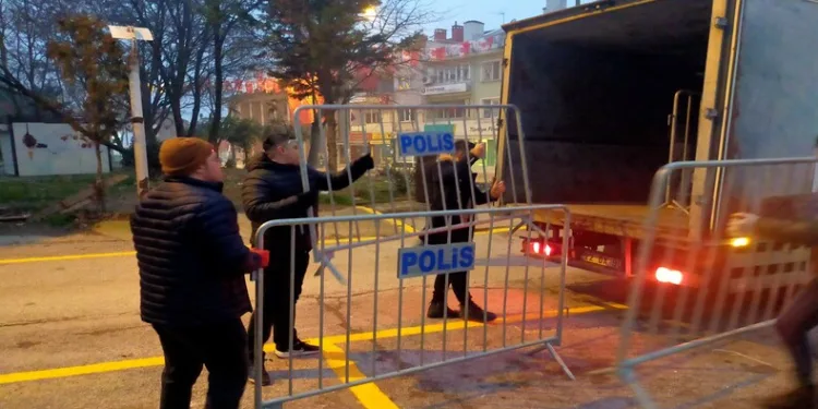 Uşak’ta 6 uyuşturucu satıcısı tutuklandı